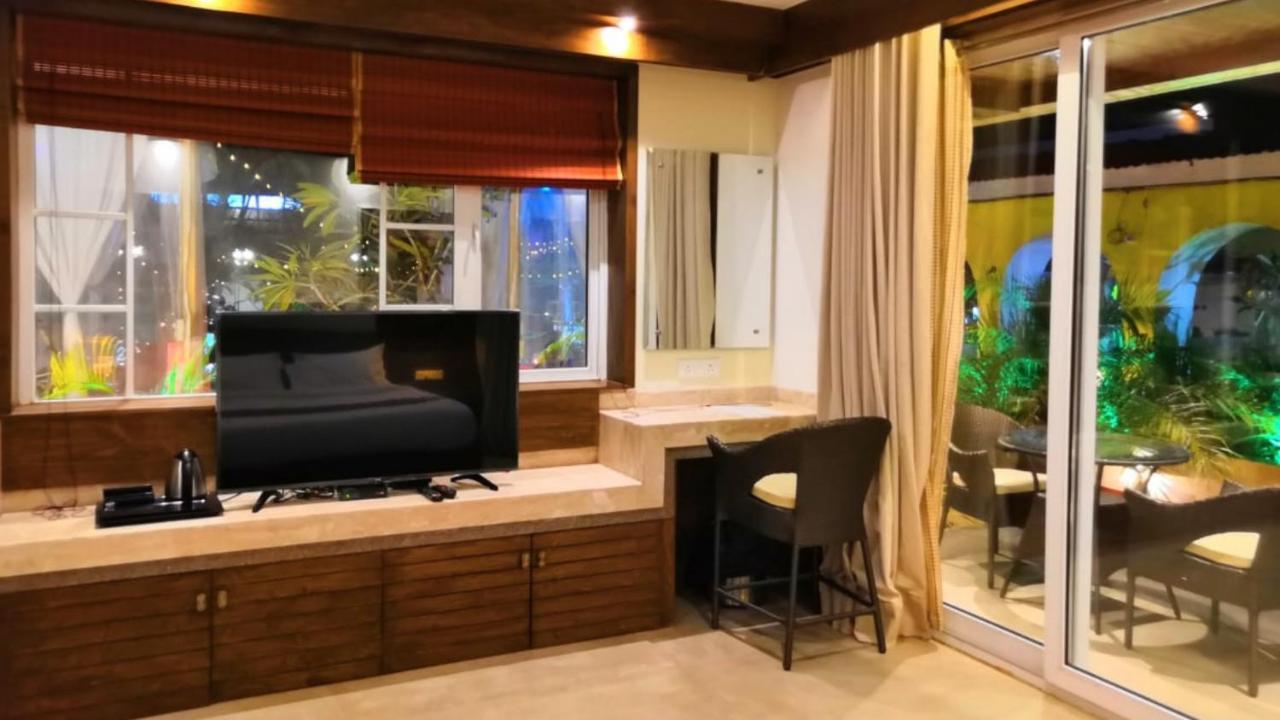 Shivers Oasis Luxury Boutique Resort Кандолим Екстериор снимка