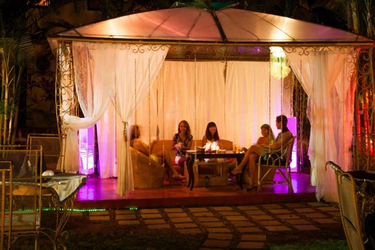 Shivers Oasis Luxury Boutique Resort Кандолим Екстериор снимка