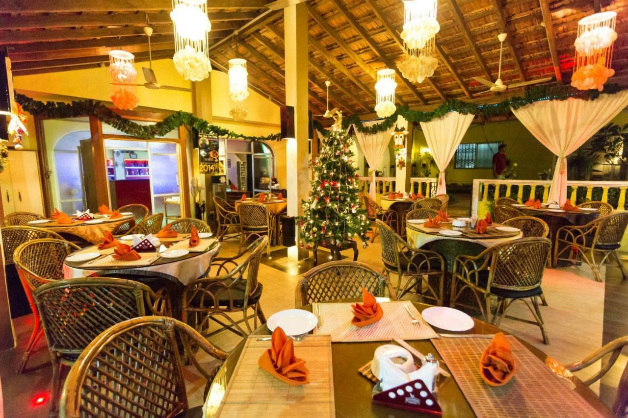 Shivers Oasis Luxury Boutique Resort Кандолим Екстериор снимка